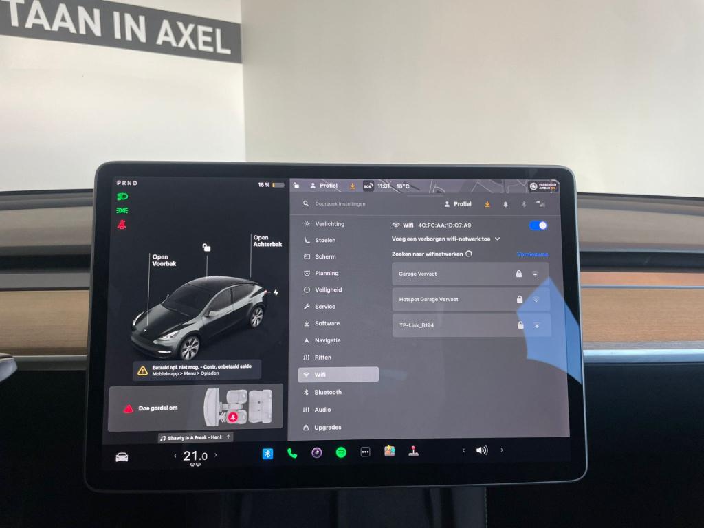Tesla Model Y long range awd 75 kwh