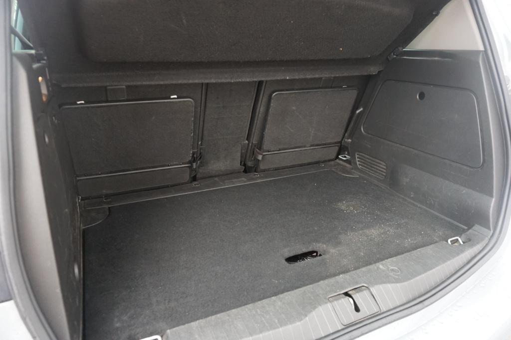 Opel Meriva 1.4 turbo cosmo automaat- airco / navi / cruise / camera / park