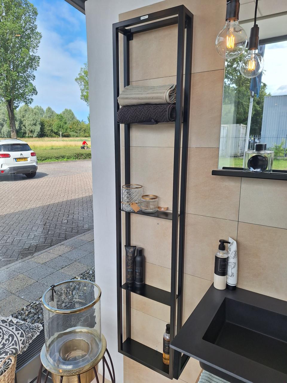 Wandframe voor bijvoorbeeld handdoeken
