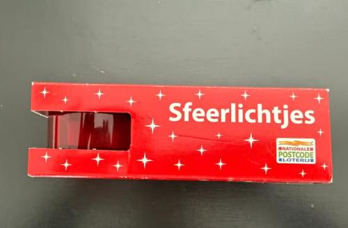 3 rood glazen sfeerlichtjes