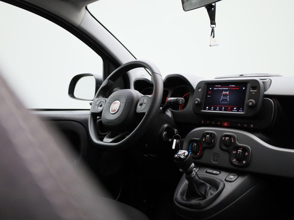 Fiat Panda 1.0 hybrid city life | bluetooth | apple carplay | airco | dab