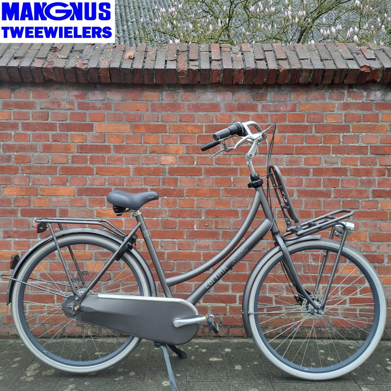 Cortina U4 Family N7 (D56).