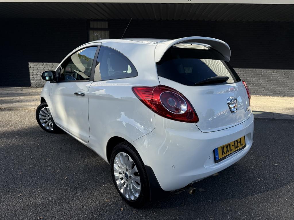 Ford KA 1.2 titanium x - lederen bekleding - nieuwe distributie + grote beu