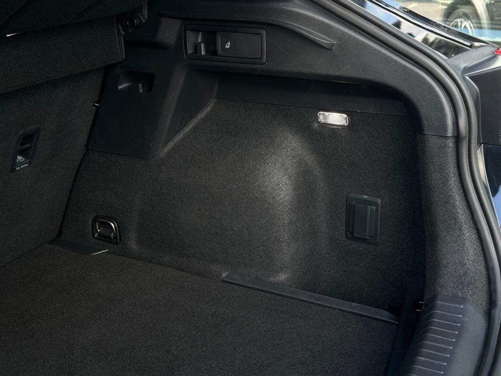 Cupra Formentor 1.5 tsi * camera * sfeerverlichting * acc * 18 inch