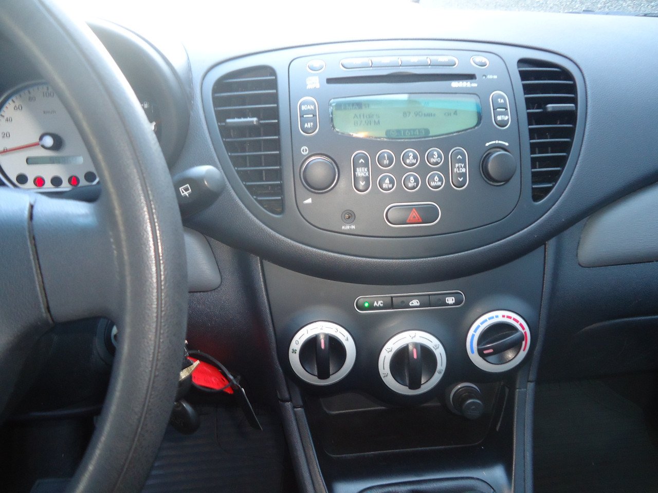 HYUNDAI I 10 1.1I 5DRS ORANGE BABIES