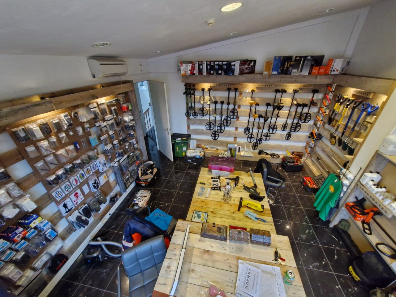 Metaaldetector showroom De Detectorshop