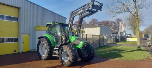 Deutz Agroton K100 met voorlader