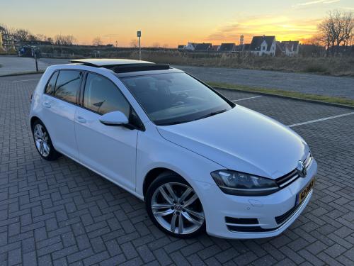 Volkswagen Golf 7 1.2 TSI HIGHLINE | PANO | NL-AUTO | DEALERONDERHOUDEN