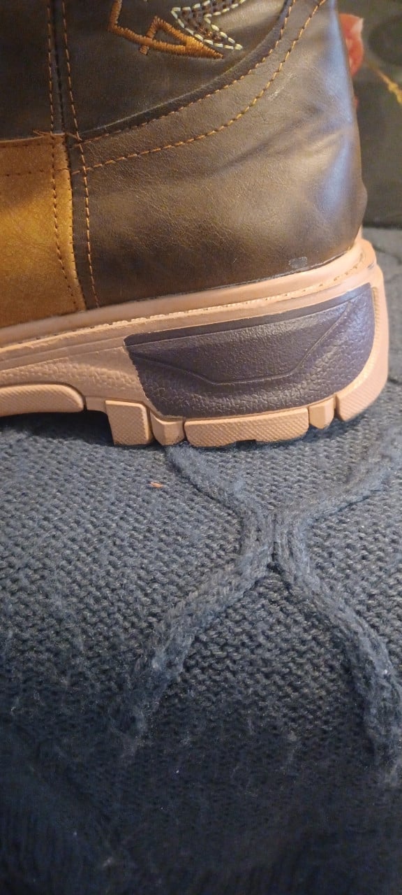 Heren boots, materiaal leer 25,—€