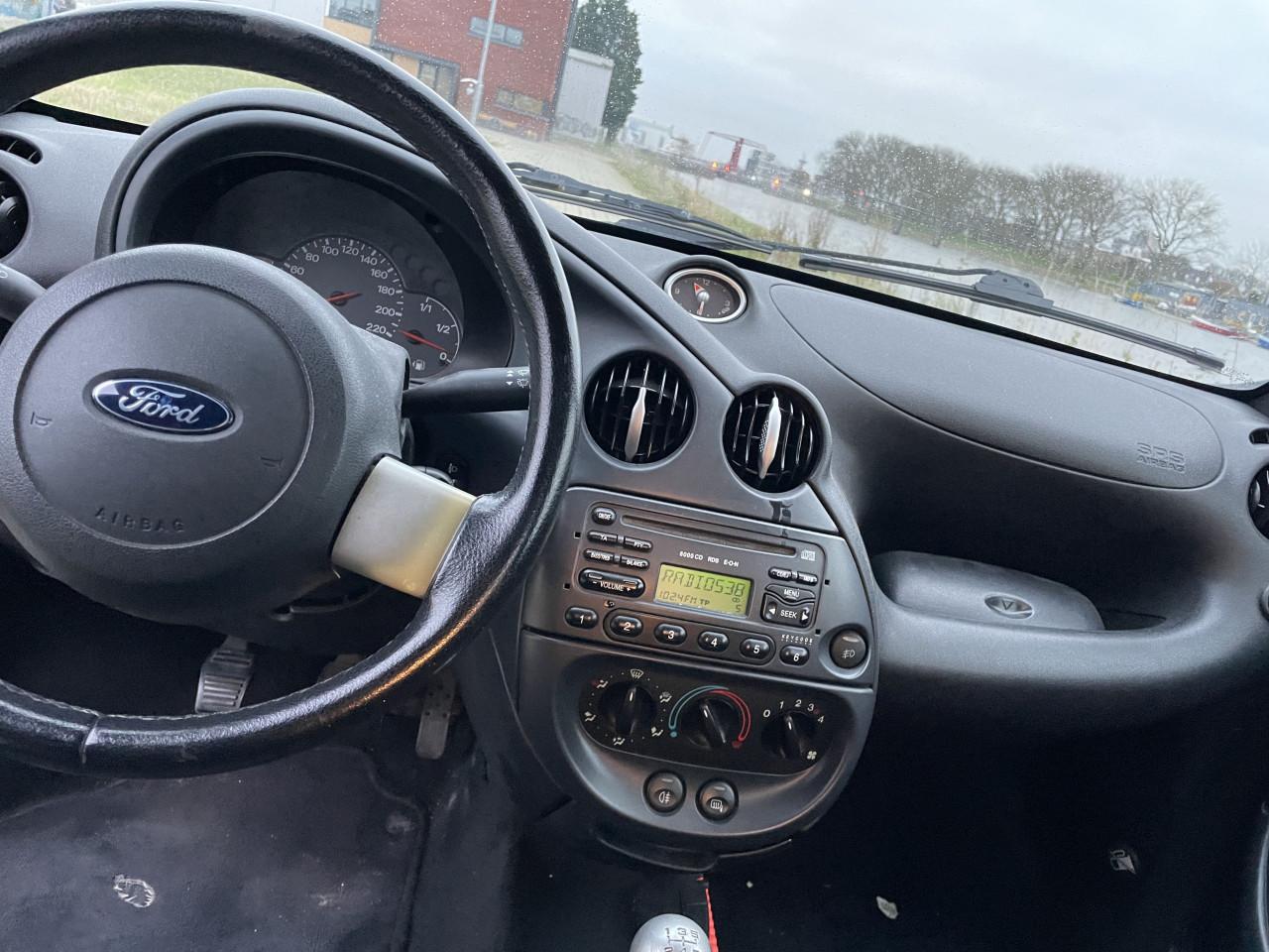 Ford ka 1.6 cabriolet 108000km 1499euro