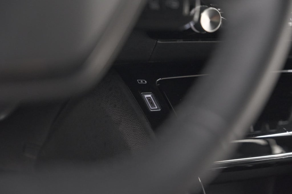 Peugeot 2008 puretech 130 eat8 blue lease allure | camera | navigatie | par