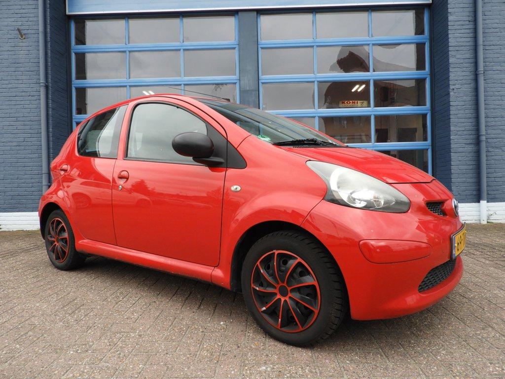Toyota Aygo 1.0-12v export!