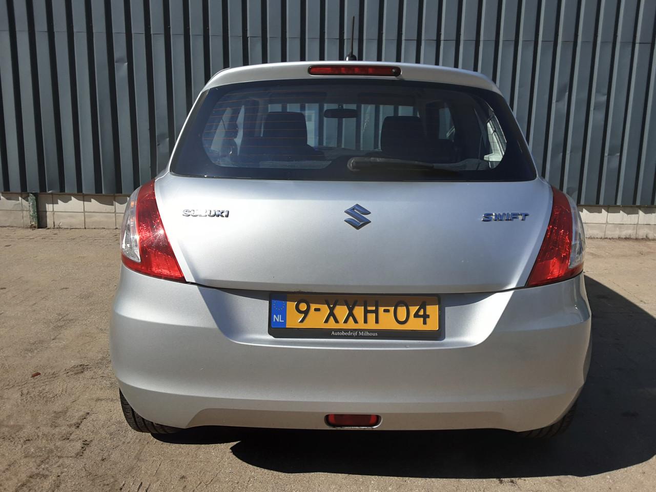 Suzuki Swift 1.2 Base EASSS ** 4950 EURO ** apk 17-12-2026