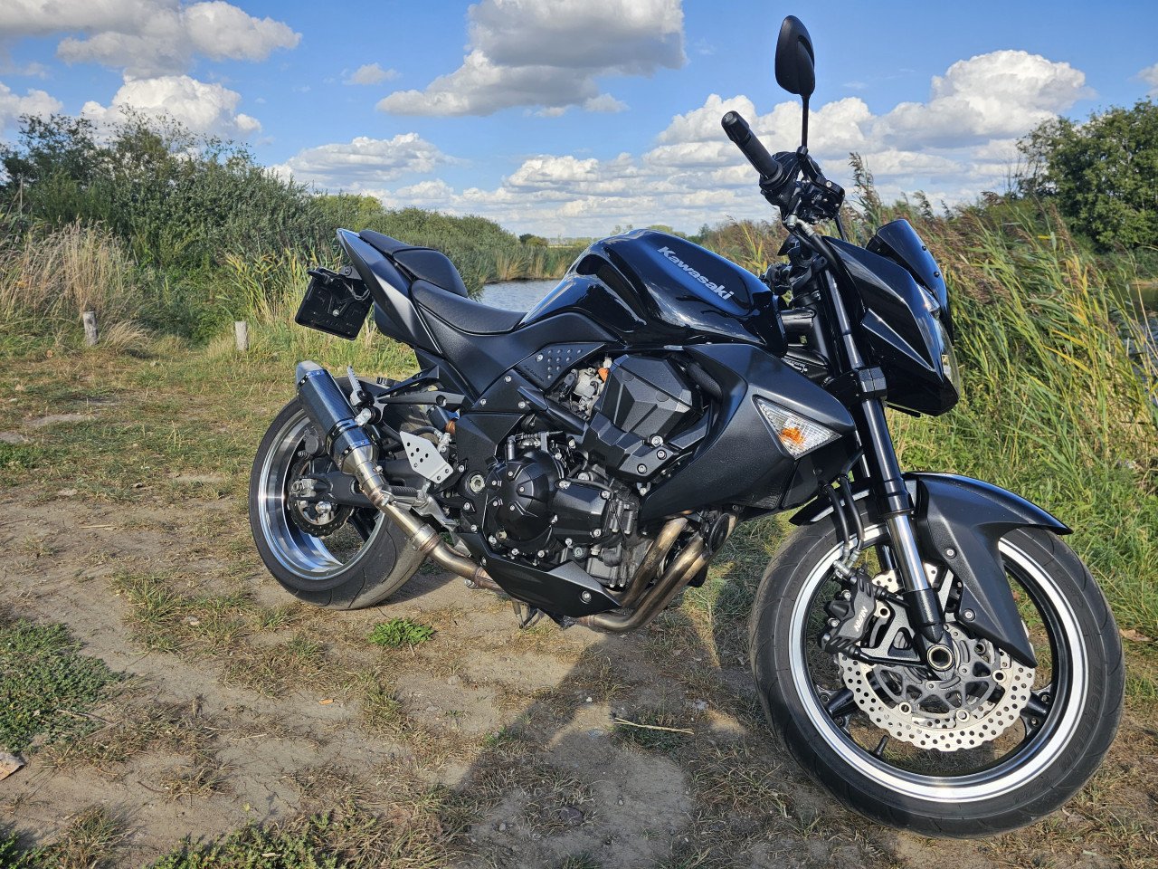 Kawasaki Z1000 bj 2009 weinig km 16000 km
