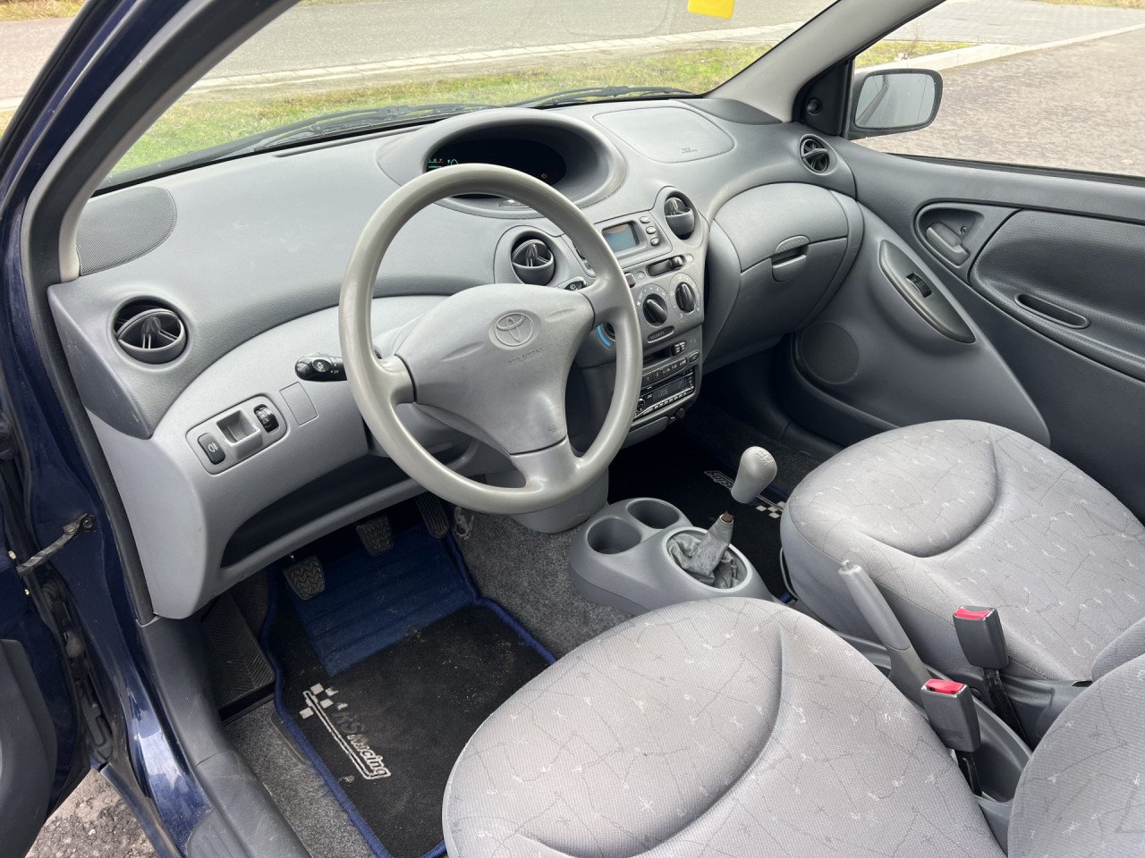 Toyota Yaris 1.0-16V VVT-i Terra