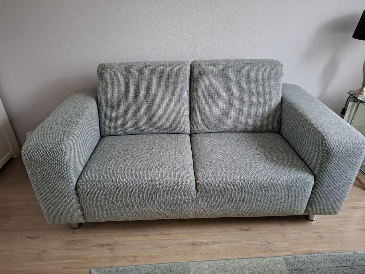 2 fraaie 2zits banken!