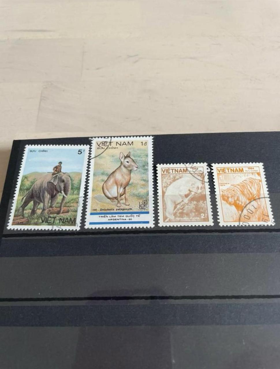 Bijzondere postzegel verzameling dieren internationaal