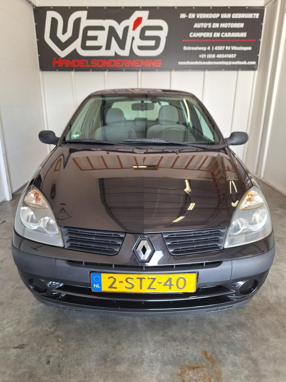 Te koop Renault Clio 1.2 16v Team Spirit!!!