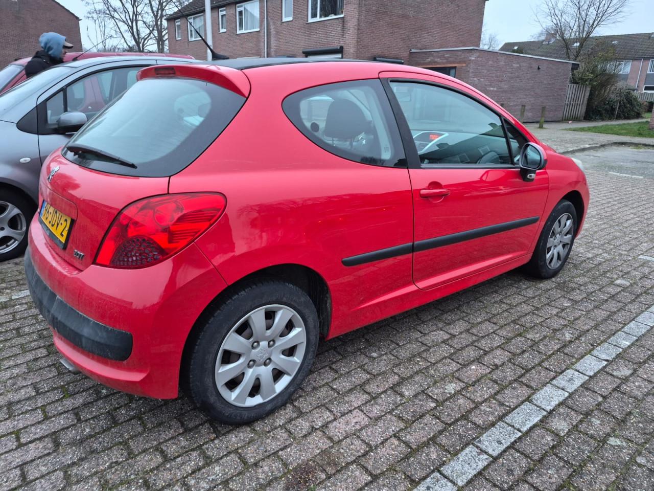 Peugeot 207+ 1.6-16V VTi  Apk 6-1-2027