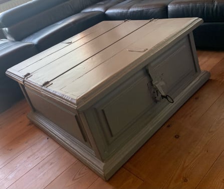 Mexicaanse salontafel/ dekenkist