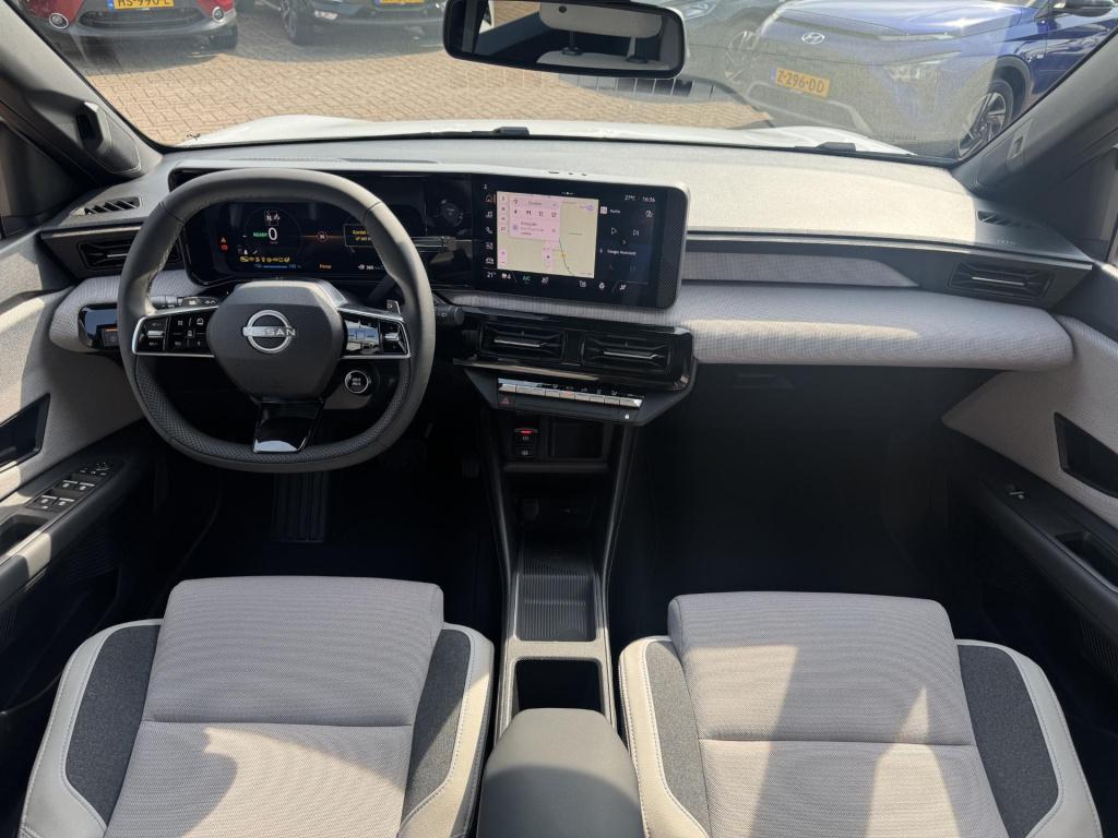 Nissan Micra advance 52 kwh chill interieur