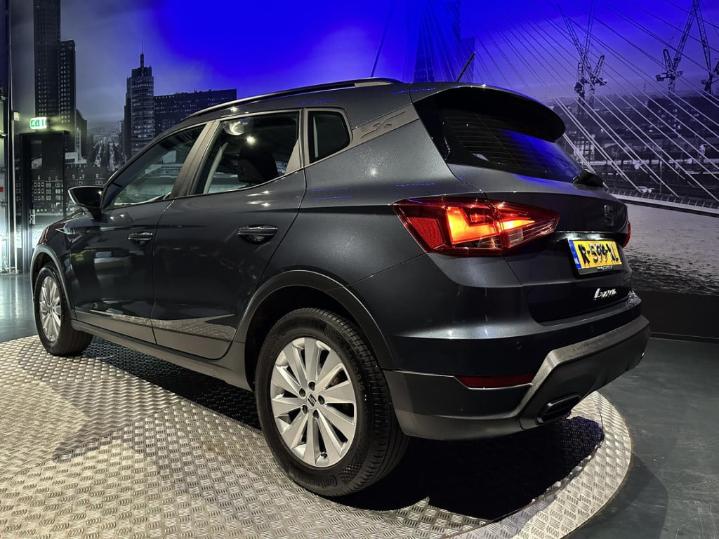 Seat Arona 1.0 tsi style business intense *appconnect*acc*clima*