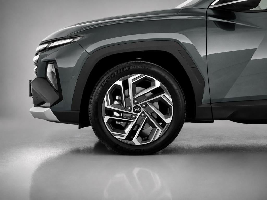 Hyundai Tucson 1.6 t-gdi phev premium soh 99%