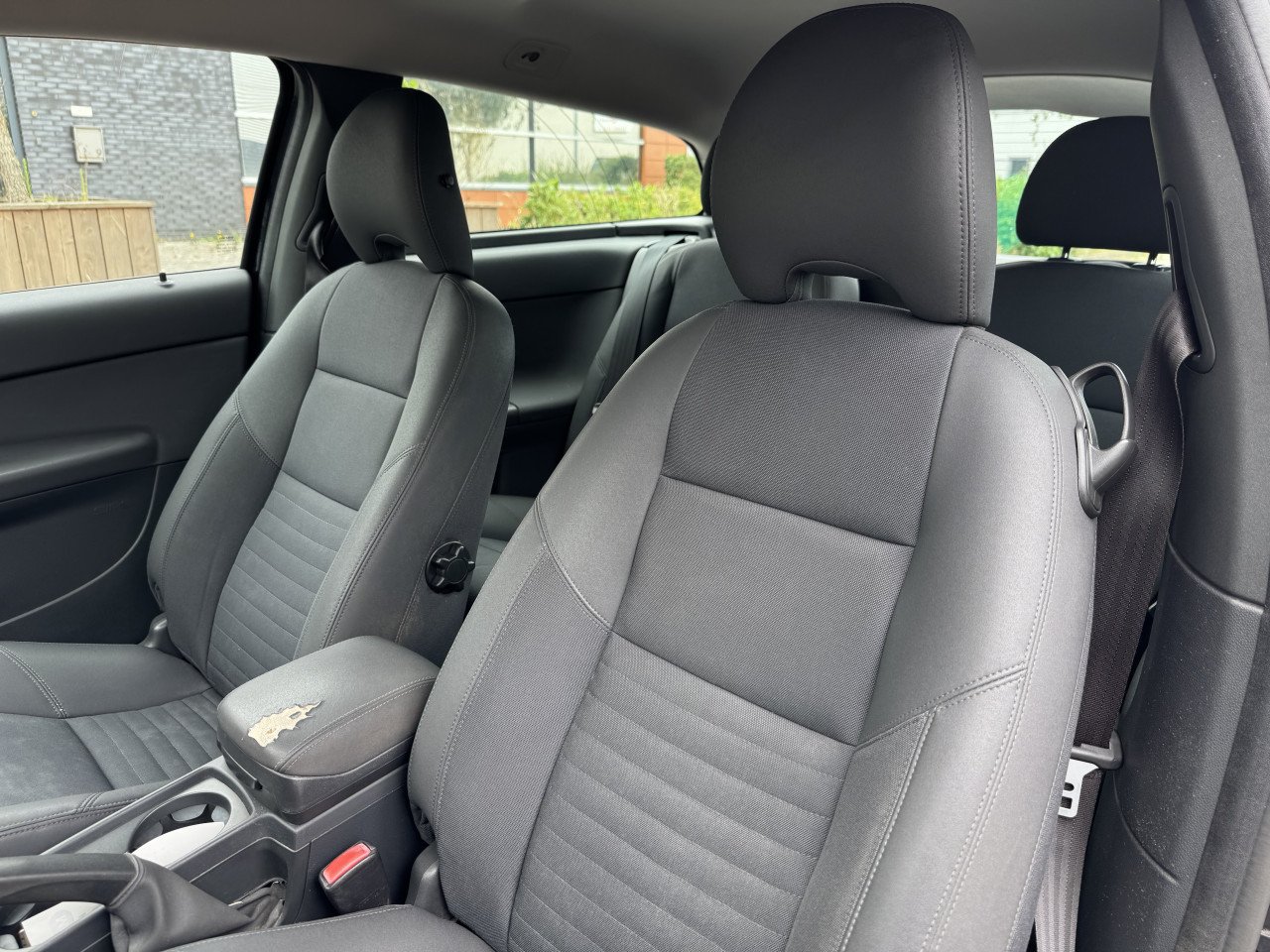 Volvo C30 momentum 1.8 benzine met nieuwe APK!