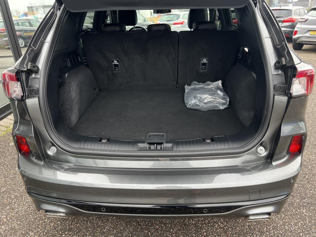 Ford Kuga 2.5 phev e-cvt 225pk st-line x , voorruitverwarming , stoel en st