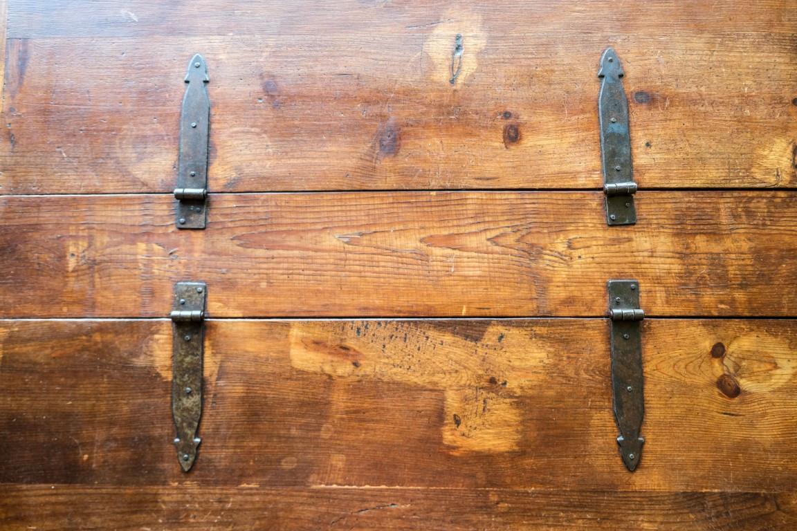 Salontafel , Mexicaanse antieke kist, rechthoekig ,