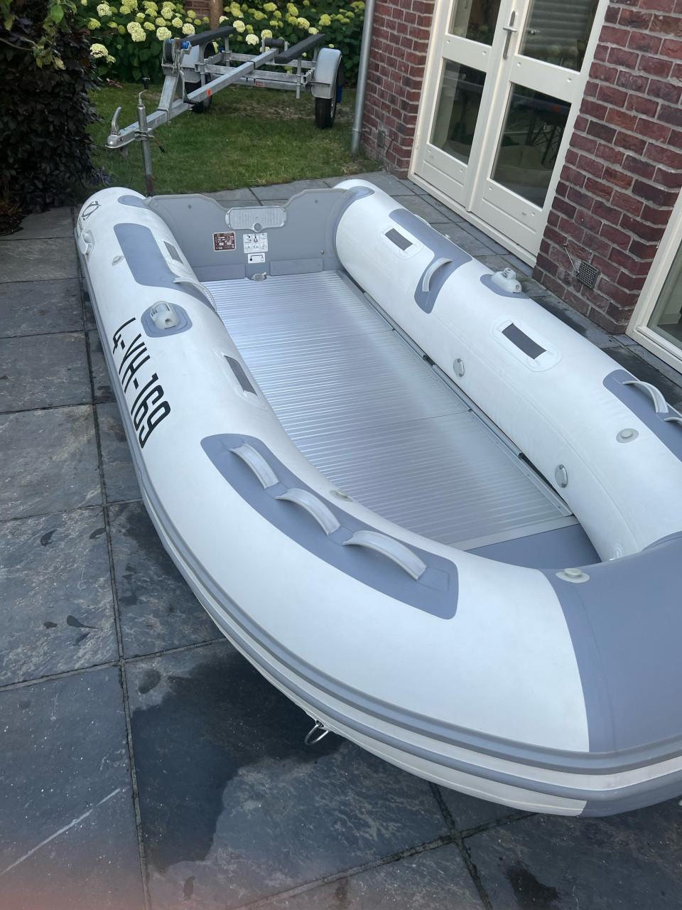 Zodiac 350 ALU met 15 PK yamaha