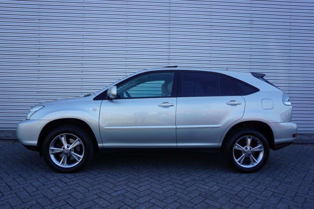 Lexus RX 400h executive airco / navi / cruise / stoelverw. / leder / pano /