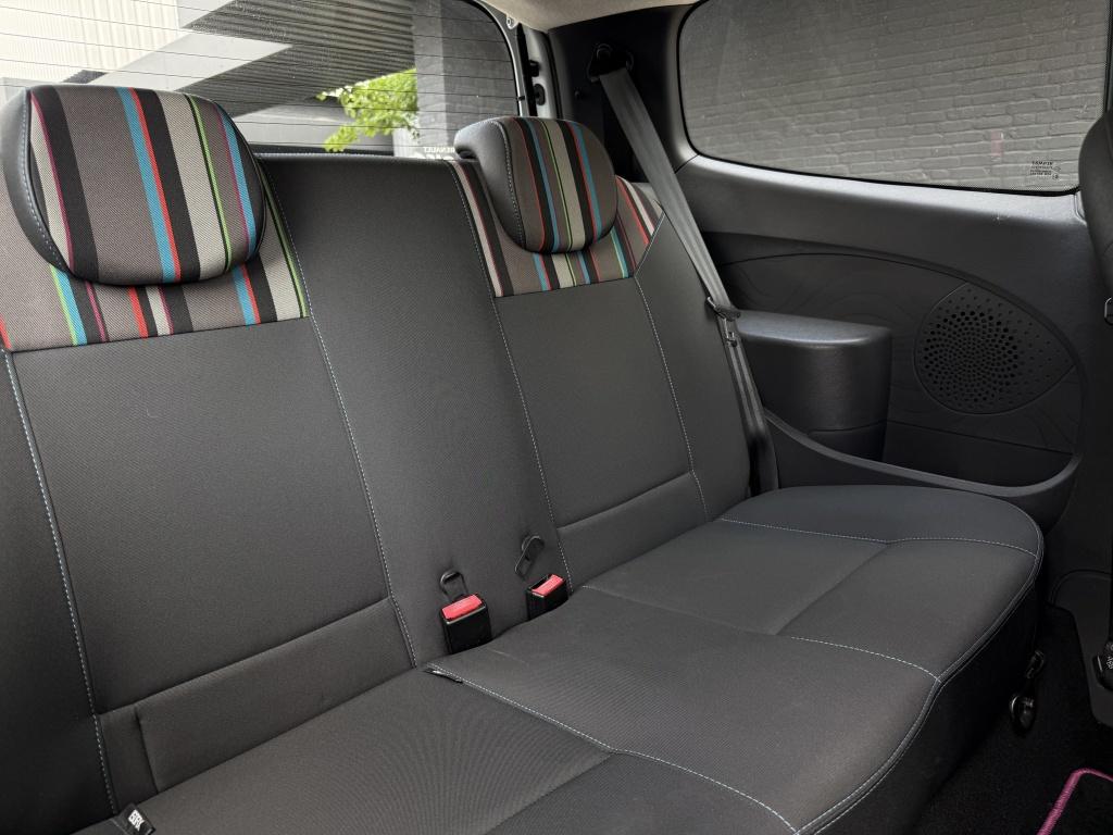 Renault Twingo 1.2 16v authentique