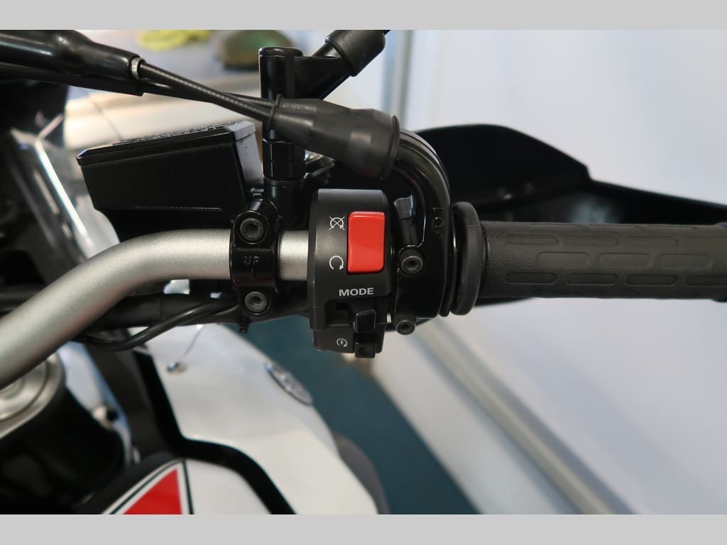 Yamaha XTZ1200 Super Tenere vol opties