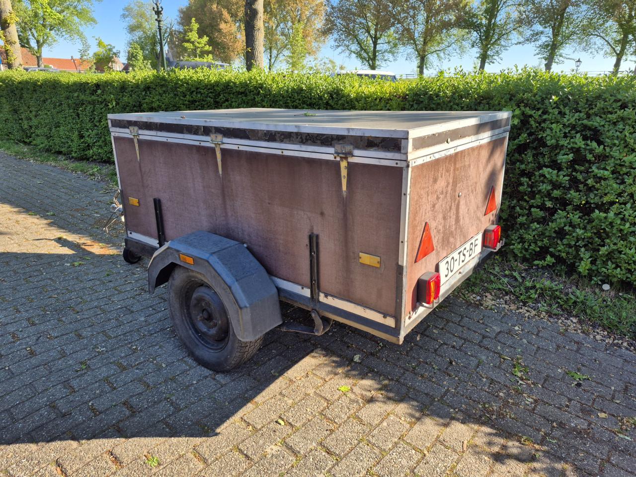 Bagagewagen / aanhanger met deksel, opknapper