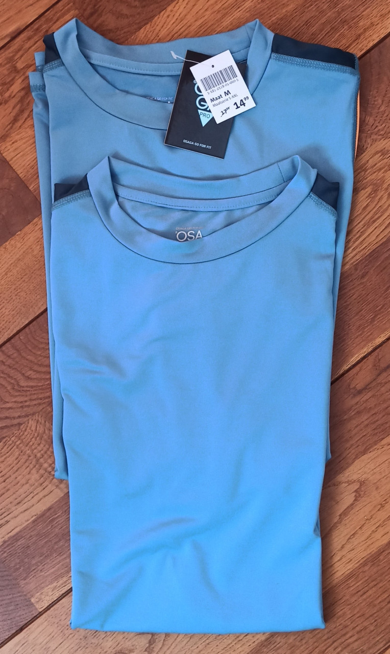 2 st. voor €10 - 2 x Nieuwe Osaga sport heren T-shirts