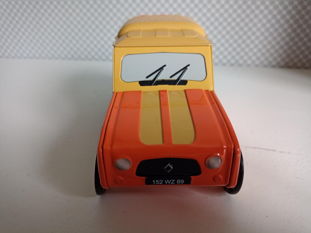 Blikken Renault bestelautootje