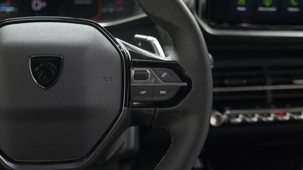 Peugeot 2008 puretech 130 eat8 gt | 360 camera | adaptieve cruise control |