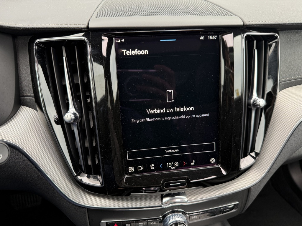 Volvo XC60 t6 398pk recharge black edition ultra dark full options !