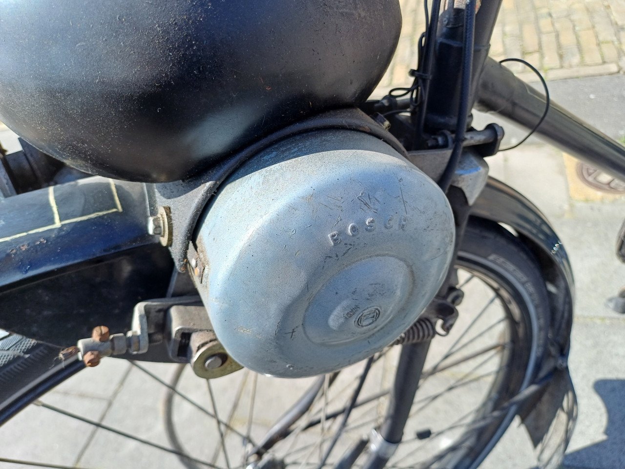 Berini ei brom fiets met kenteken