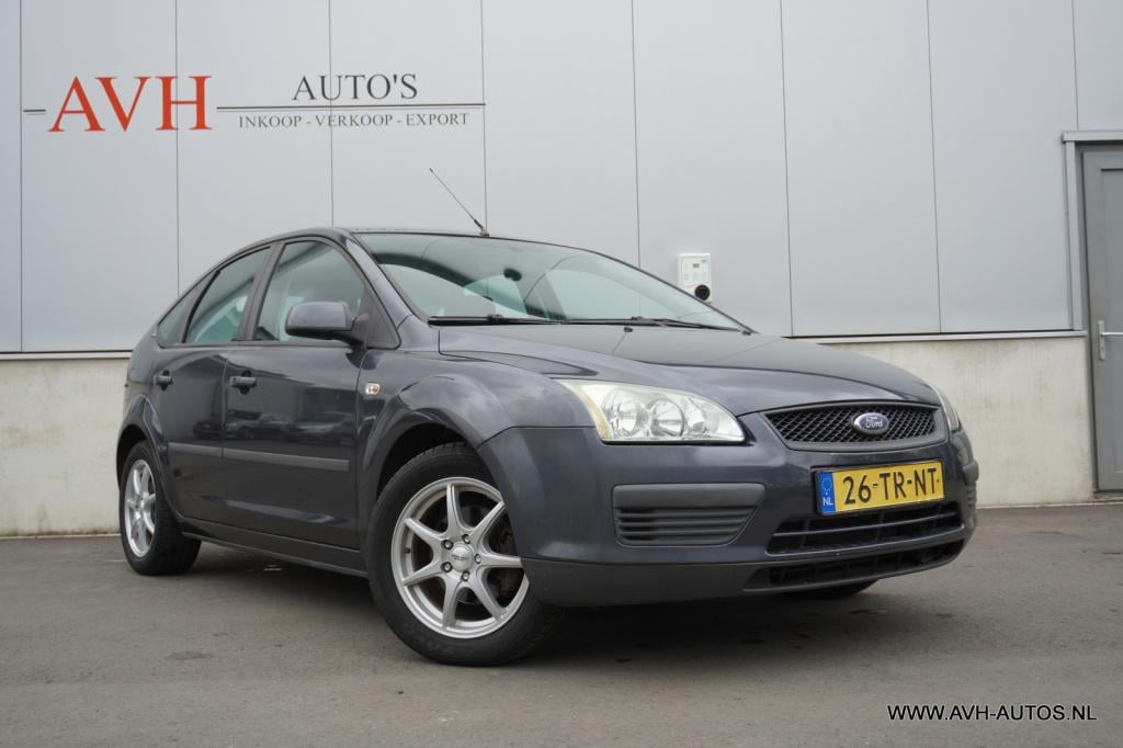 Ford Focus 1.6-16v trend automaat
