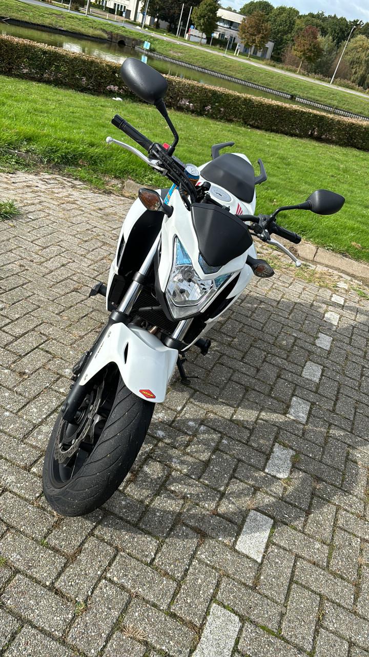 Honda cb500f