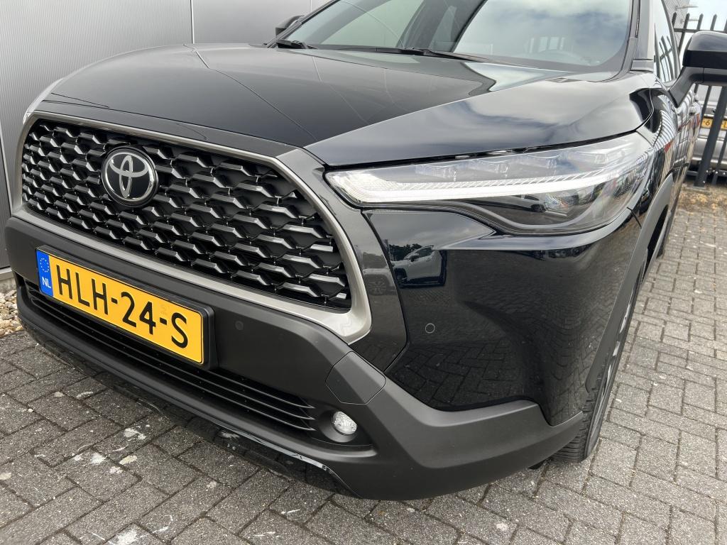 Toyota Corolla Cross hybrid 140 style