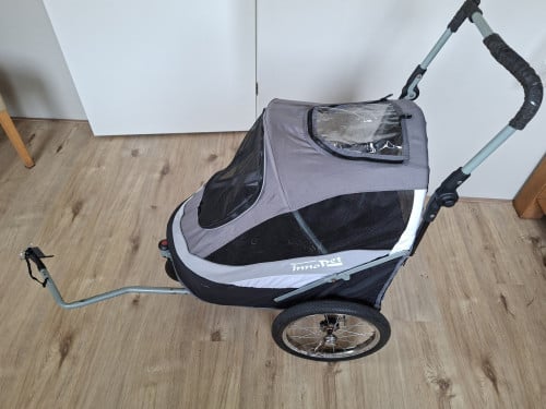 Hondenfietkar