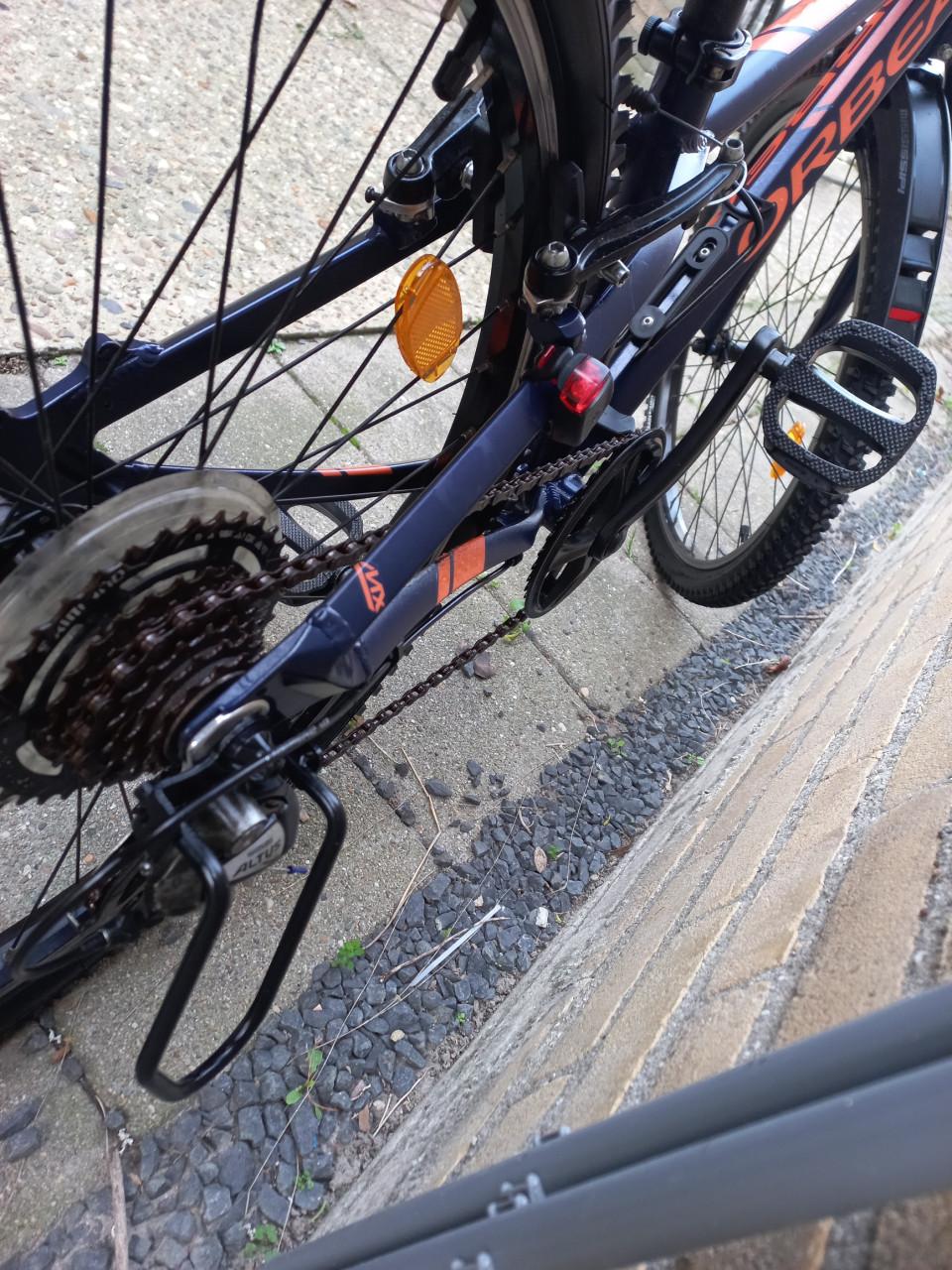 Te koop 24 inch mountainbike jongen/meisje