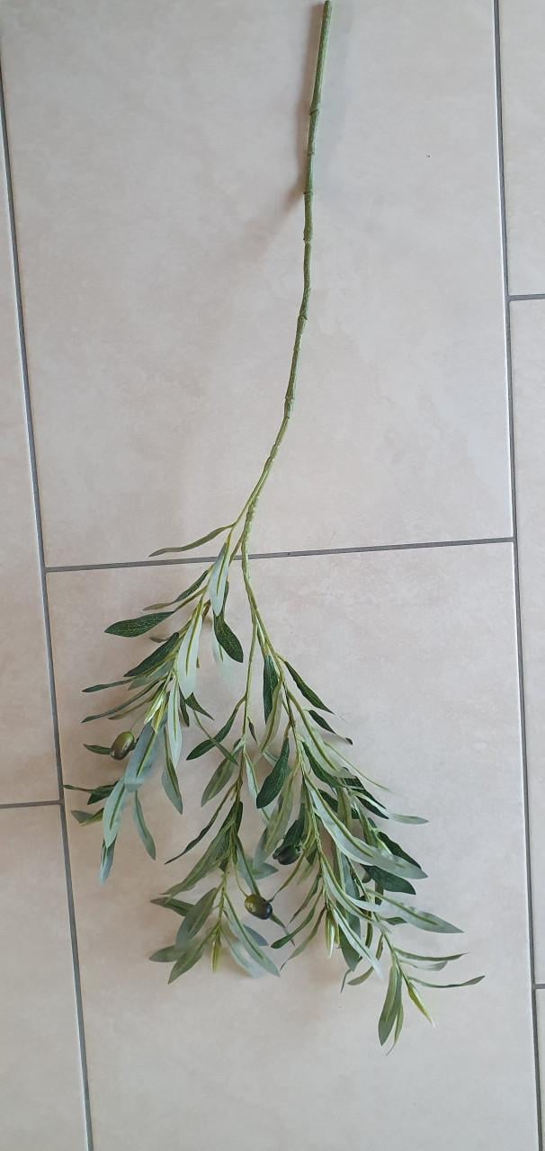 Diverse mooie kunstbloemen/ takken