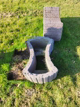Gratis Betonnen bloembakken
