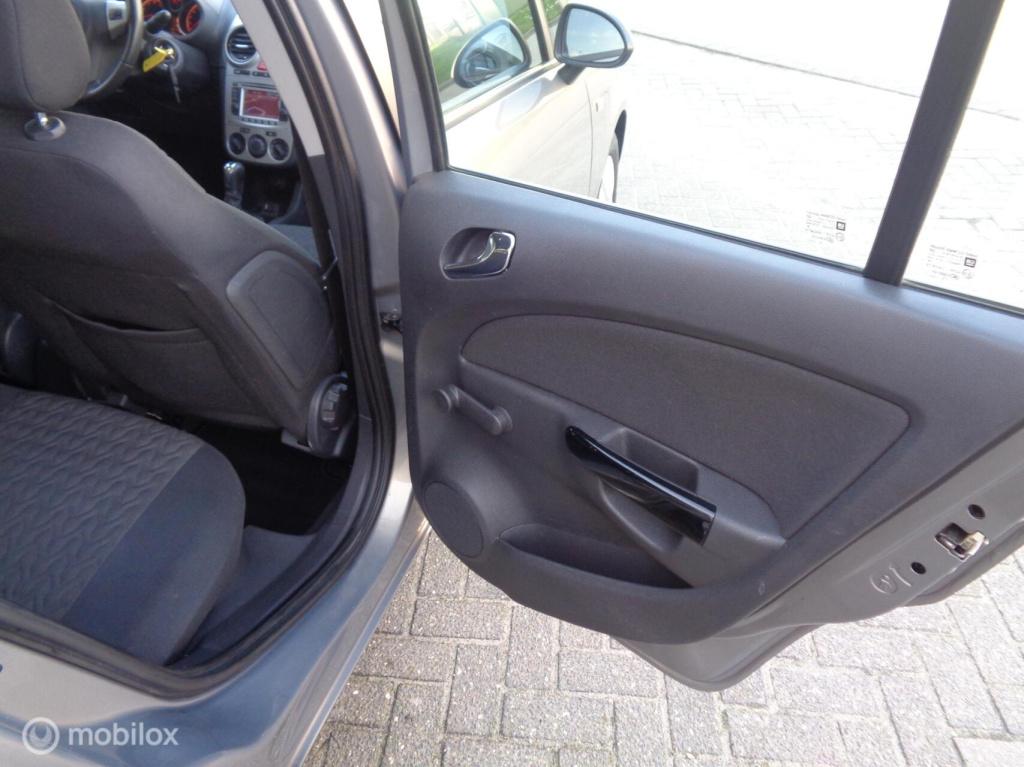 Opel Corsa 1.4-16v design ed/automaat/airco/stoelverw/ stuurverw/cruise con