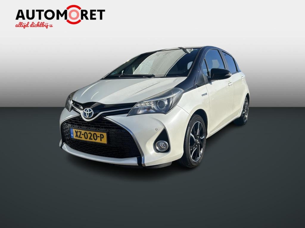 Toyota Yaris 1.5 hybrid dynamic bi-tone incl winterwielset