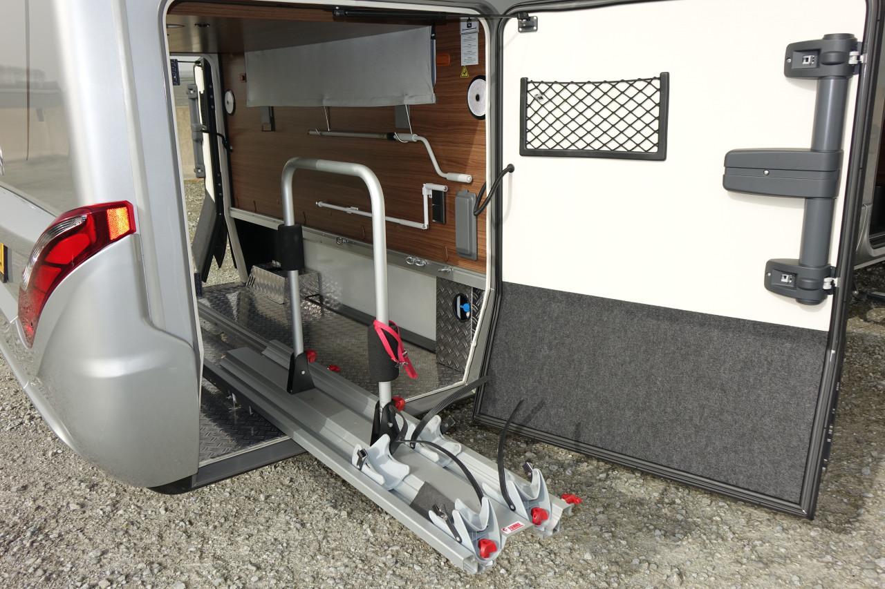 Hymer BMC-I 690 | 170PK Automaat | Hydraulisch Level-systeem | Alde I LPG